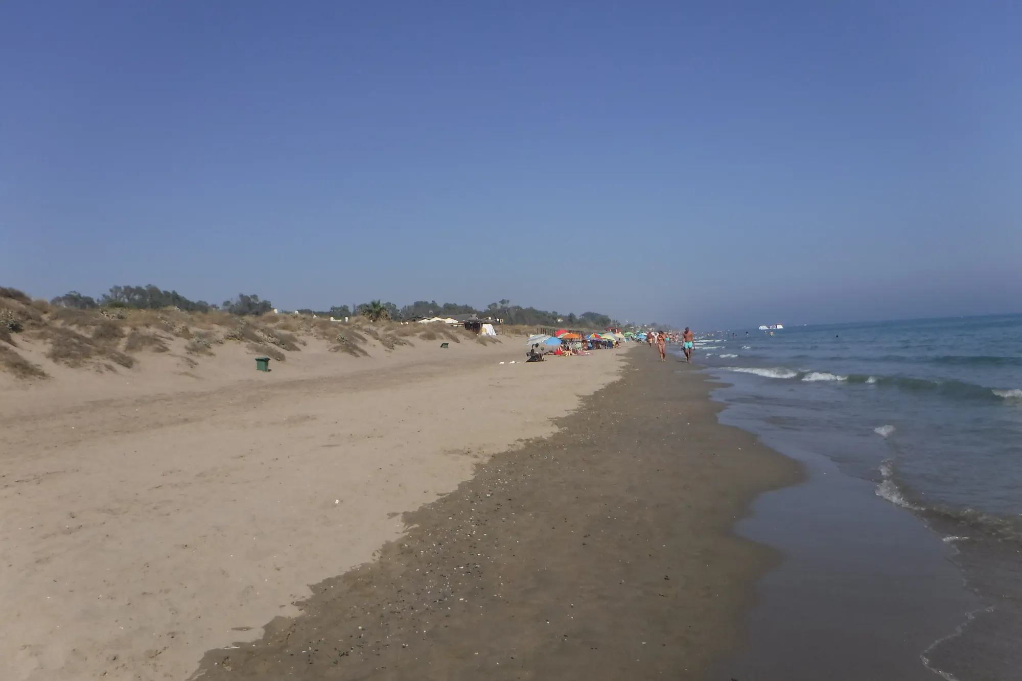 Playa del Alicate on Marbella’s eastern coastline
